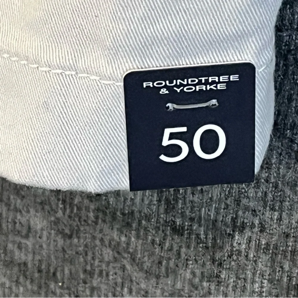 Roundtree & Yorke Men's The Cloud Shorts Flat Front Khaki Shorts